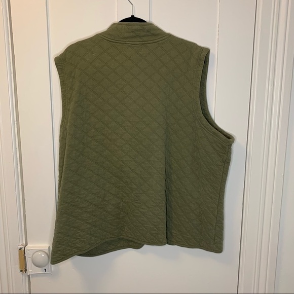 Green Quilted Vest - Picture 2 of 5